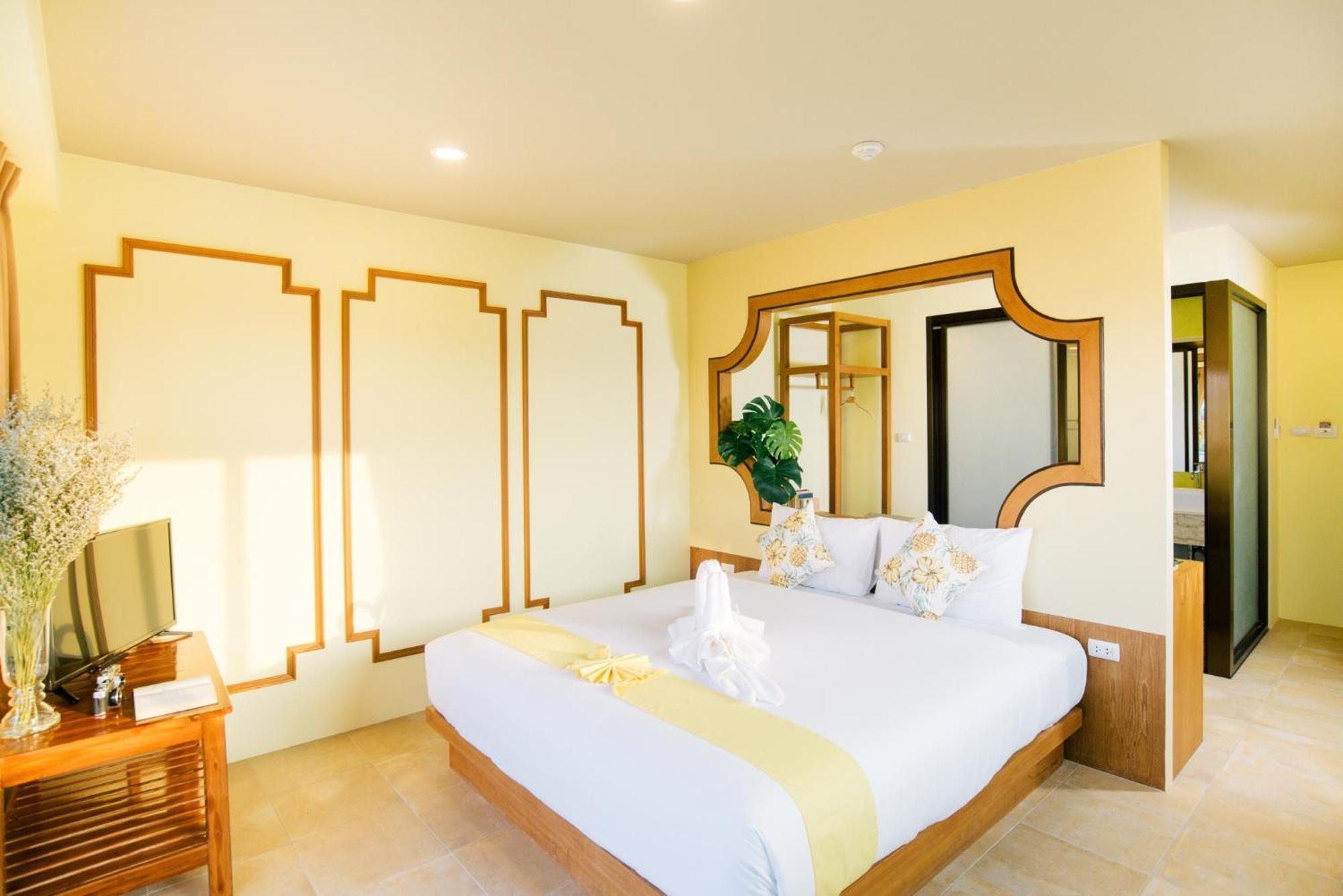 The Pineapple Hotel Краби Экстерьер фото